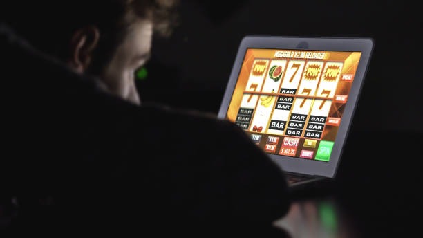 jo777 mobile app view for live dealer and payment sections